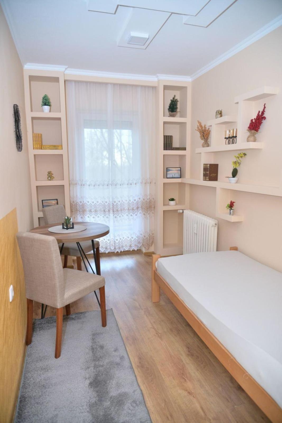 Apartman Ana Becej Bagian luar foto